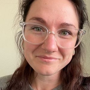 Meet your Posher, Hailey